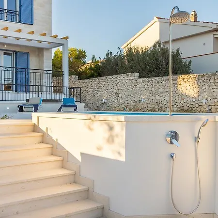 Msj Villa Sevid
