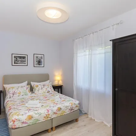 빌라 Msj 세비드